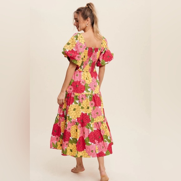 Listicle flower print puffed tiered midi dress - Picture 4 of 16